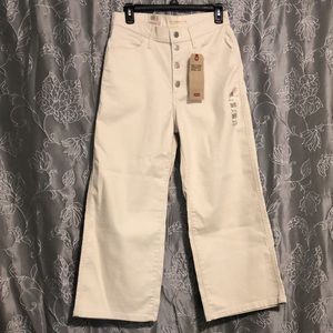 Mile high cropped wide leg Levi’s with a button fly